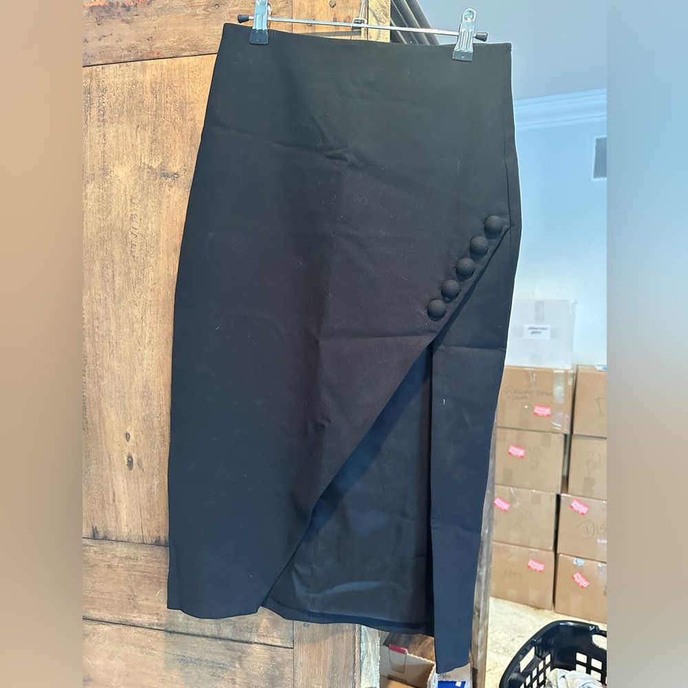 Elizabeth & James Pencil Skirt